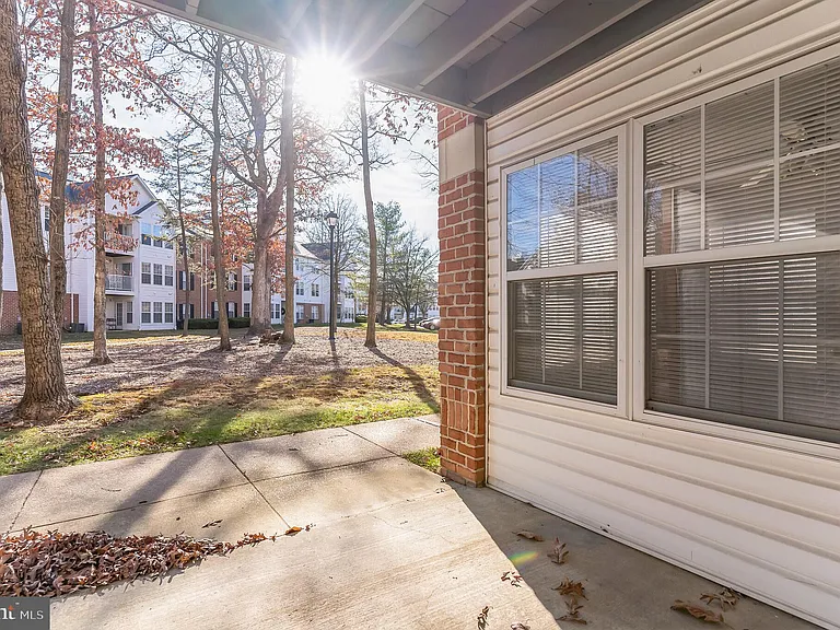 2405 Forest Edge Ct #103 — Photo 20