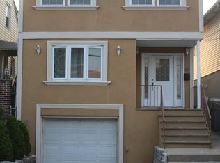 125 Hamilton Ave, Fairview, NJ 07022