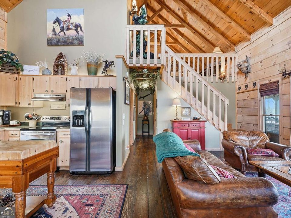 7th image of this home