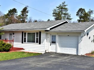 910 W 10th St, Mio, MI 48647