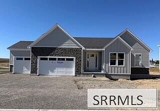 1st image of 668 Pine Ridge Ln #4-6