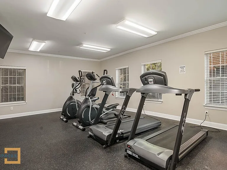 3218 Veterans Memorial Pkwy #3X3 — Photo 30
