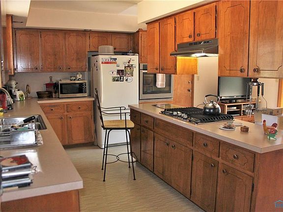 4th image of 510 Knollwood Dr