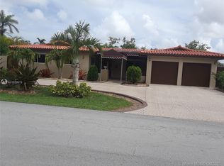 10740 SW 116th St, Miami, FL 33176