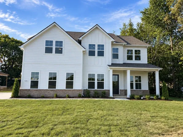 525 Banner Dr, Murfreesboro, TN 37129