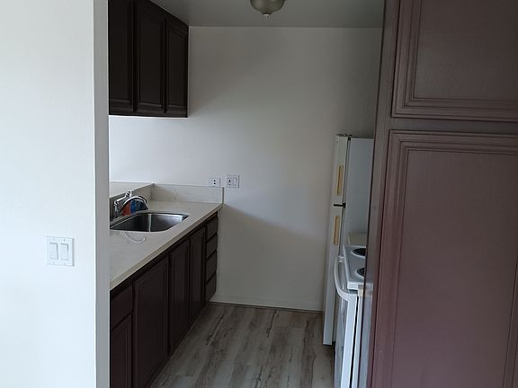 Kitchen Quartz Countertop