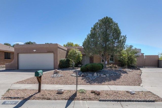 1st image of 5505 La Vista Grande Pl NE