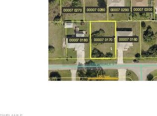 14101 Cedardale St, Fort Myers, FL 33905