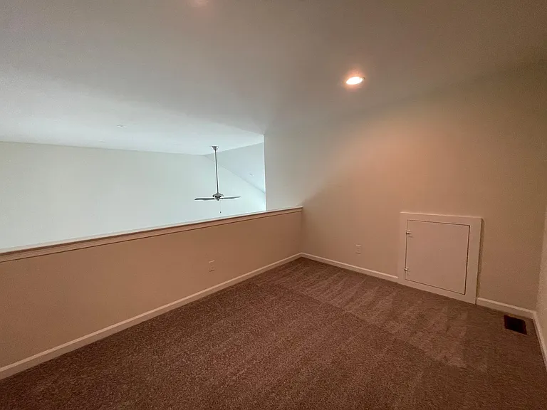 516 Gray Feather Way — Photo 15