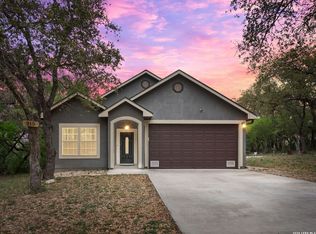 215 County Road 3829, San Antonio, TX 78253