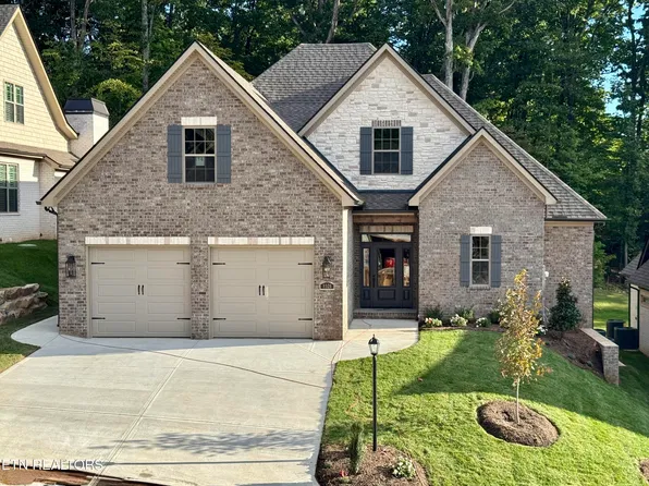 9926 Rio Bravo Ln, Knoxville, TN 37922