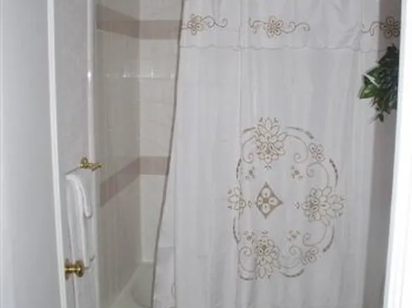 549 L St, Idaho Falls, ID 83402