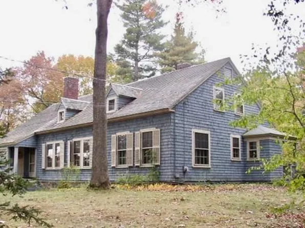 49 Garrison Rd, Hingham, MA 02043