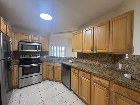 3409 NW 44th St, Fort Lauderdale, FL 33309