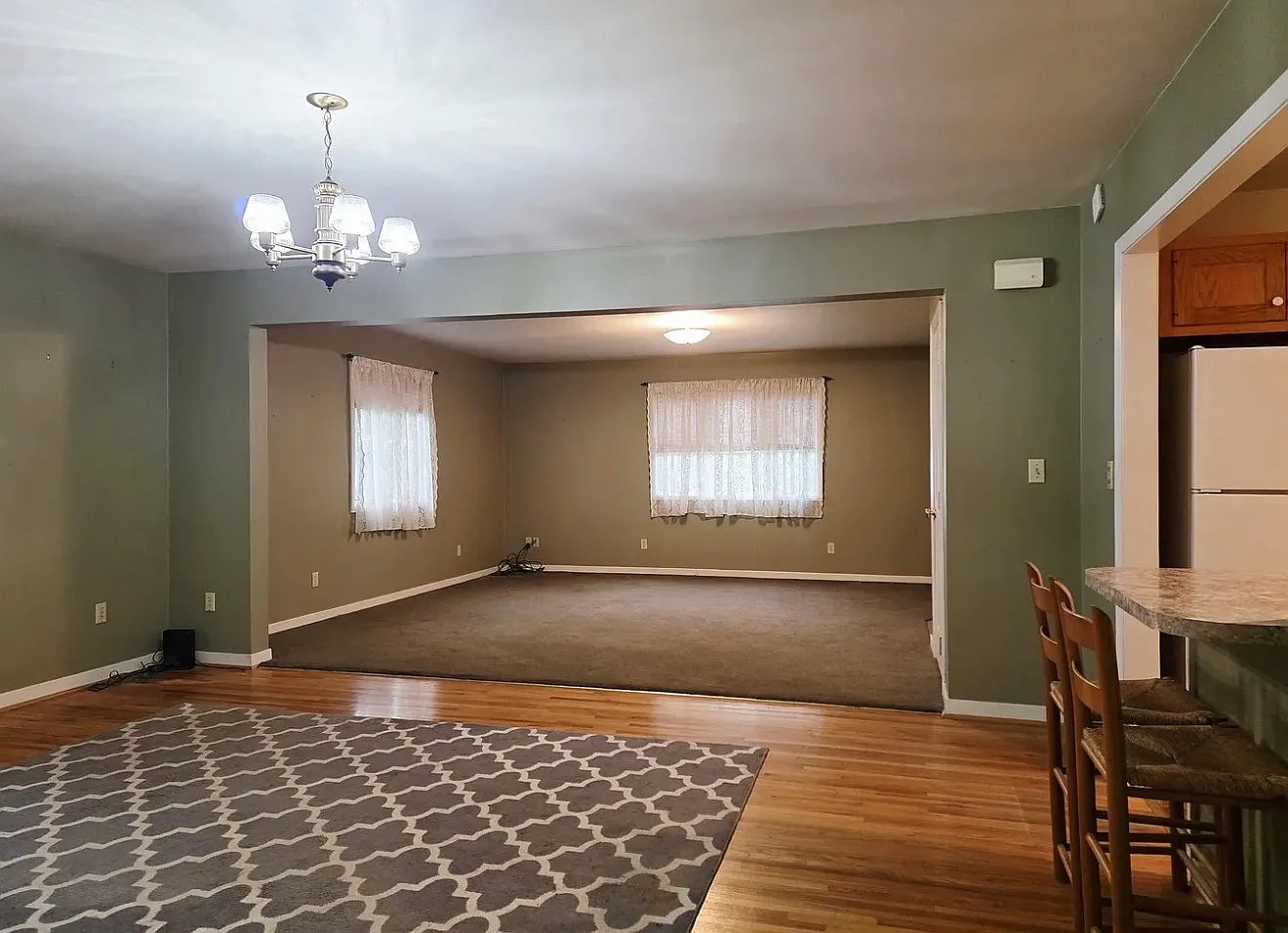 2 bed, 1409 sqft, $1,000 — Photo 2