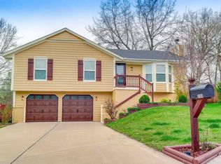 3308 Aztec Ct, Independence, MO 64057