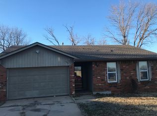 323 Sondra Dr, Elk City, OK 73644
