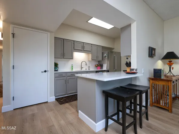 1114 W Calle Alcazar, Green Valley, AZ 85622