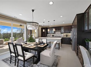 630 E Lakeshore Dr, Anaheim, CA 92806