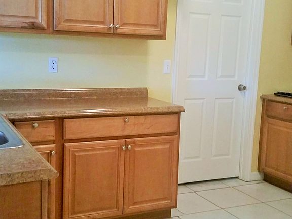 3rd image of 4002 4th St W Unit 4
