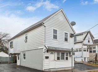 7 Huron Ave, Clifton, NJ 07013