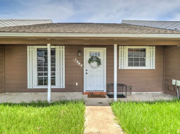 1840 N Tallowood Dr, Lake Charles, LA 70605