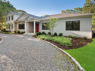 3 Indian Pipe Dr, Quogue, NY 11959