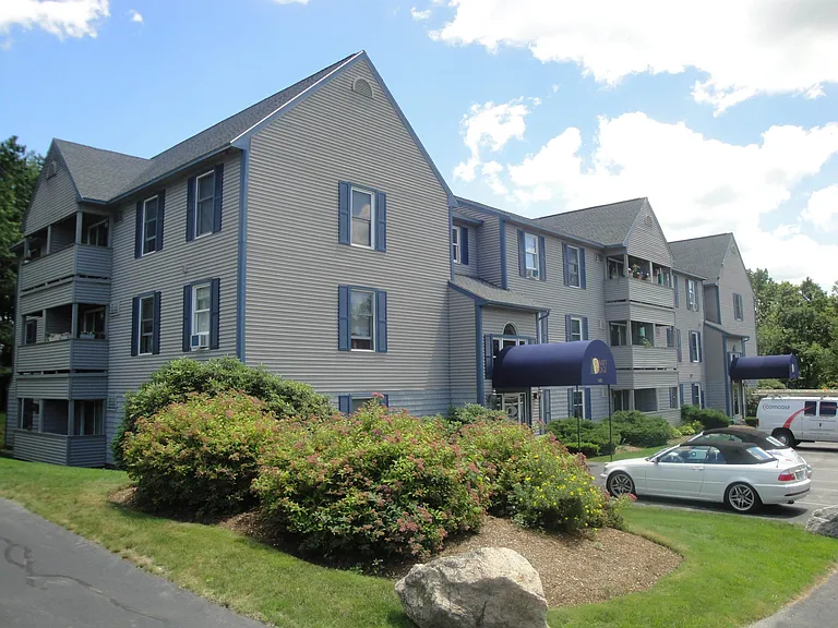 175 Eastern Ave #204 — Photo 3