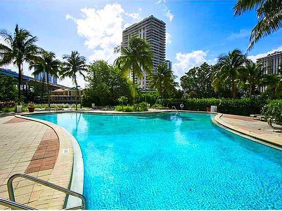 2nd image of 19380 Collins Ave #B103
