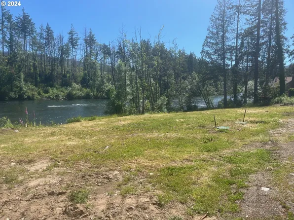 49858 McKenzie Hwy, Vida, OR 97488