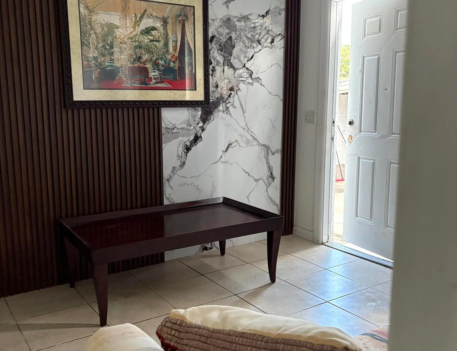1 bed, 1.0 bath, 690 sqft, $1,590 — Photo 1