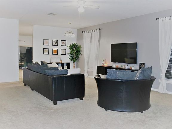 3rd image of 4394 Spring Blossom Dr