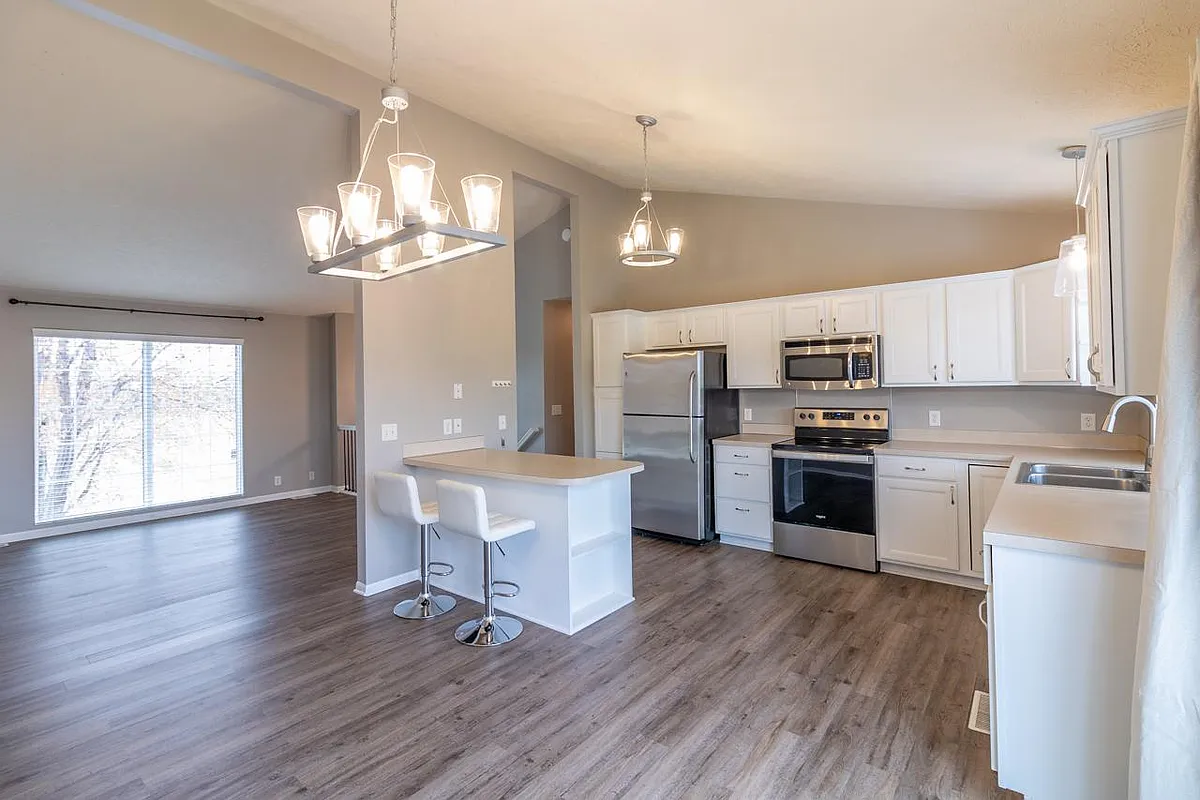 Building Photo - 4559 N 168th Avenue Cir