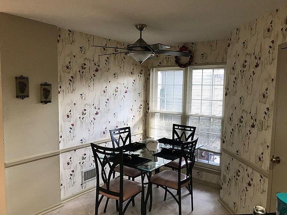 5th image of 174 Colony Dr