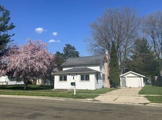 424 Union St, Rio, WI 53960