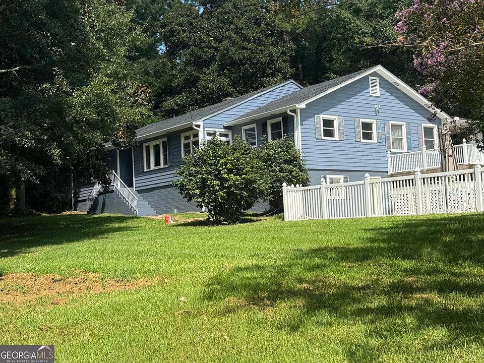 1st image of 1724 Barnesville Hwy