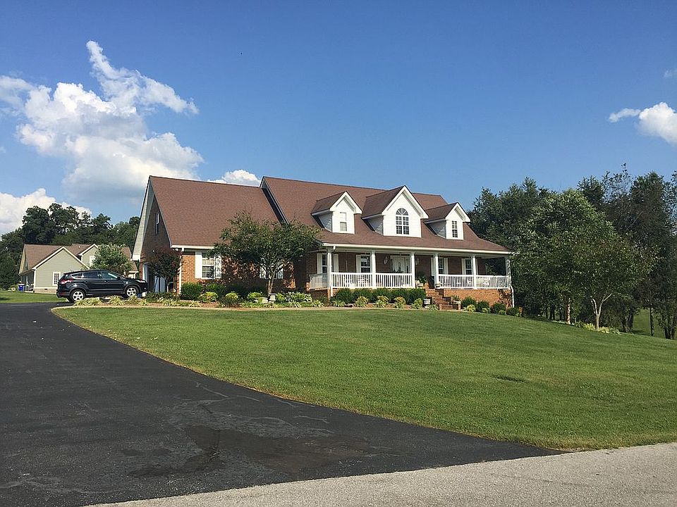 1st image of 891 Megan Ln