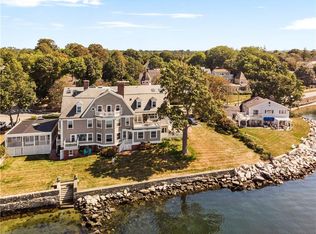 217 Hope St APT 1, Bristol, RI 02809