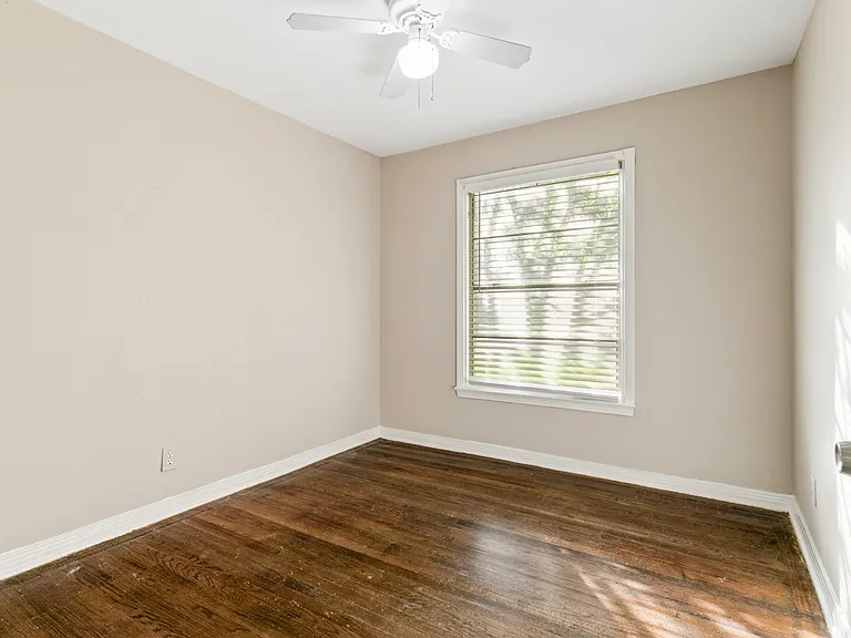 10523 Wood Dale Dr — Photo 15