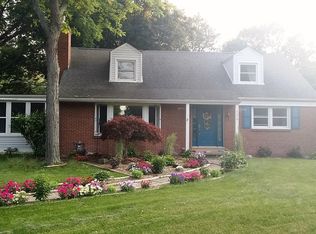 4579 Lakeshore Rd, Fort Gratiot, MI 48059