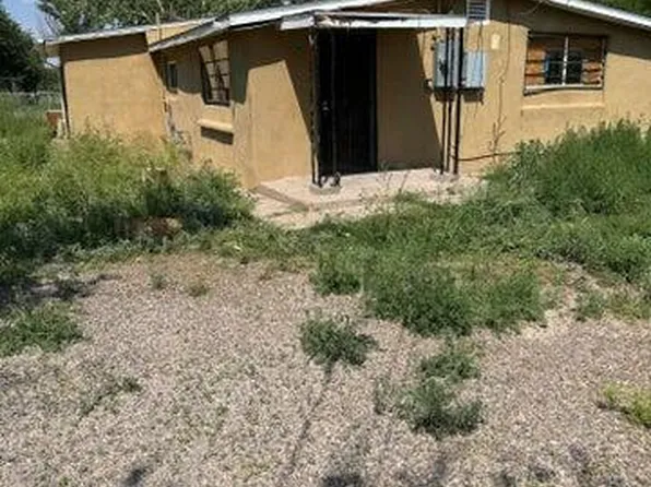 7423 Isleta Blvd SW, Albuquerque, NM 87105