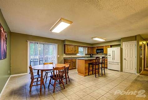 1814 W Kilgore (low res) (3 of 20)