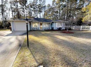 118 Colonial Cir, Murrells Inlet, SC 29576