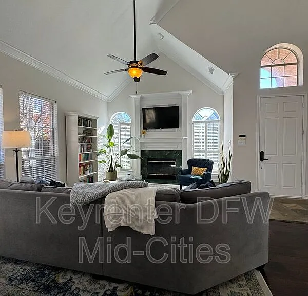 6213 Park Meadow Ln — Photo 22