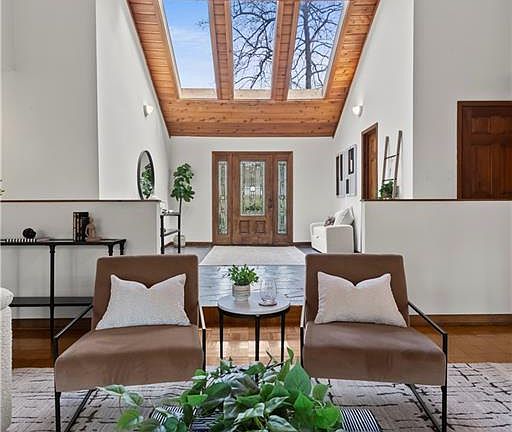 5th image of 4069 Howell Ferry Rd