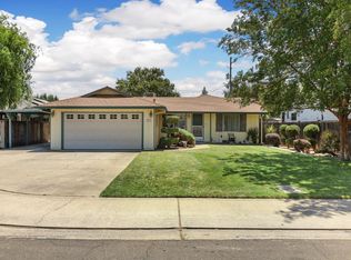 300 Sterling St, Woodbridge, CA 95258