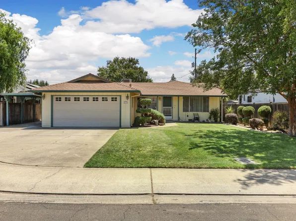 300 Sterling St, Woodbridge, CA 95258