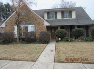 8420 Aberdeen Rd, New Orleans, LA 70127