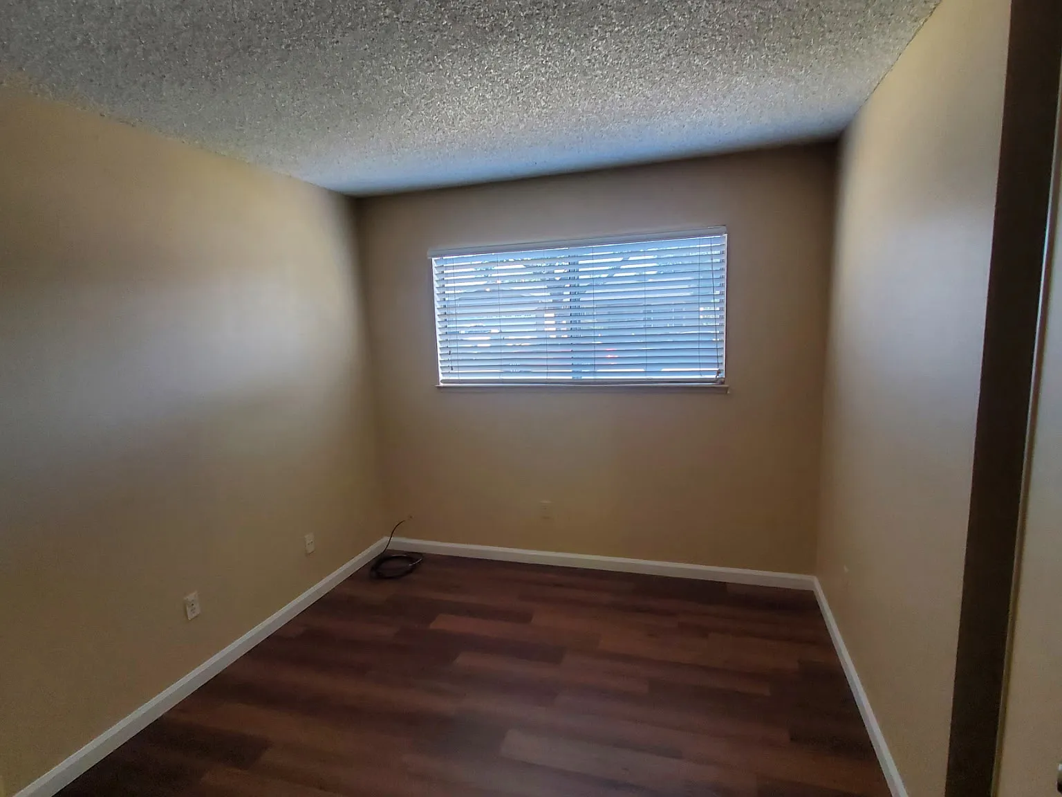 3 bed, 1266 sqft, $2,500 — Photo 3