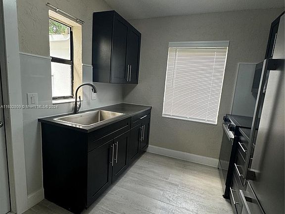 5th image of 5708 NW 11th Ave